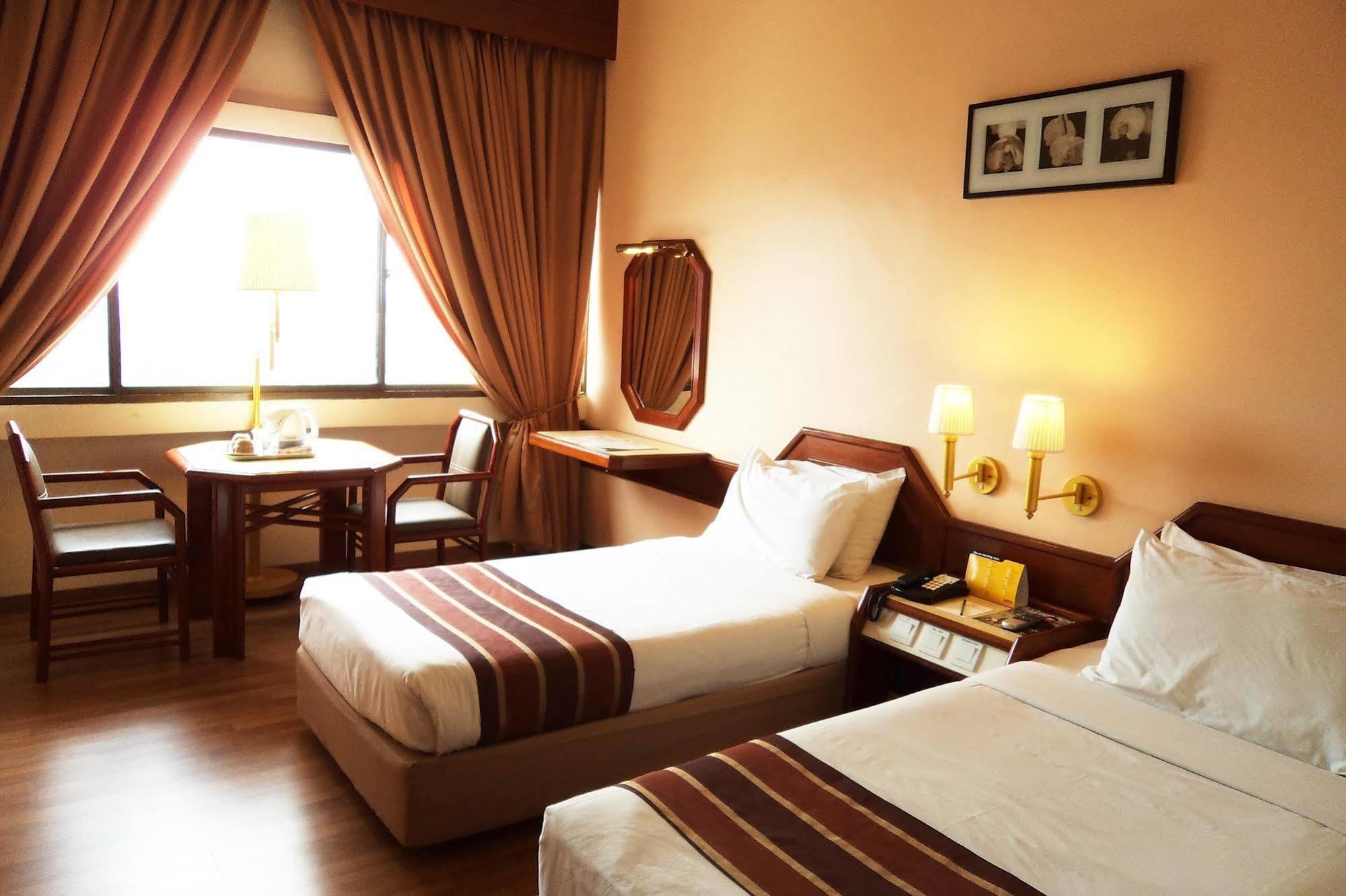 The Emperor Hotel Malacca Eksteriør bilde